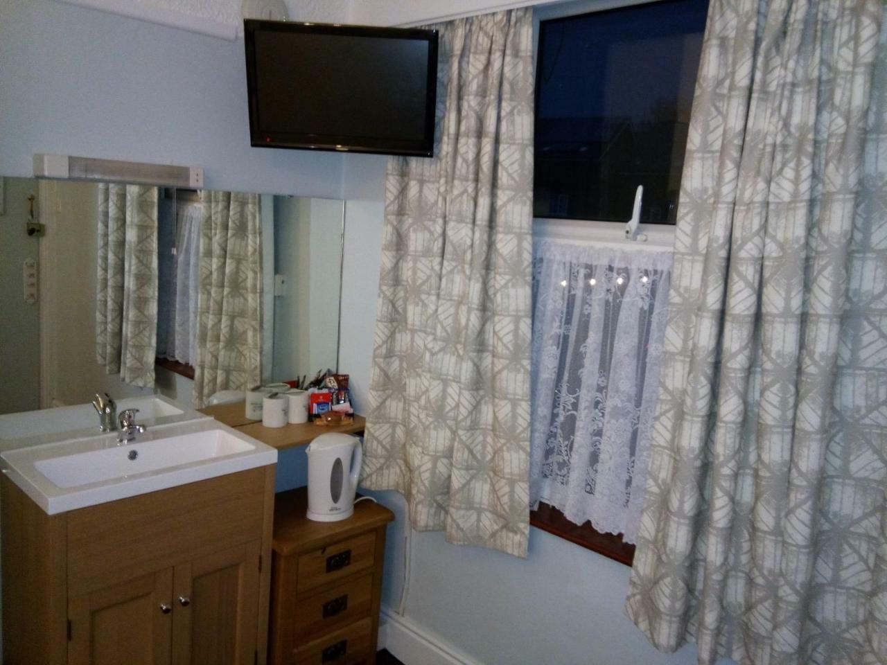 Meadows Way Guest House Uttoxeter Extérieur photo