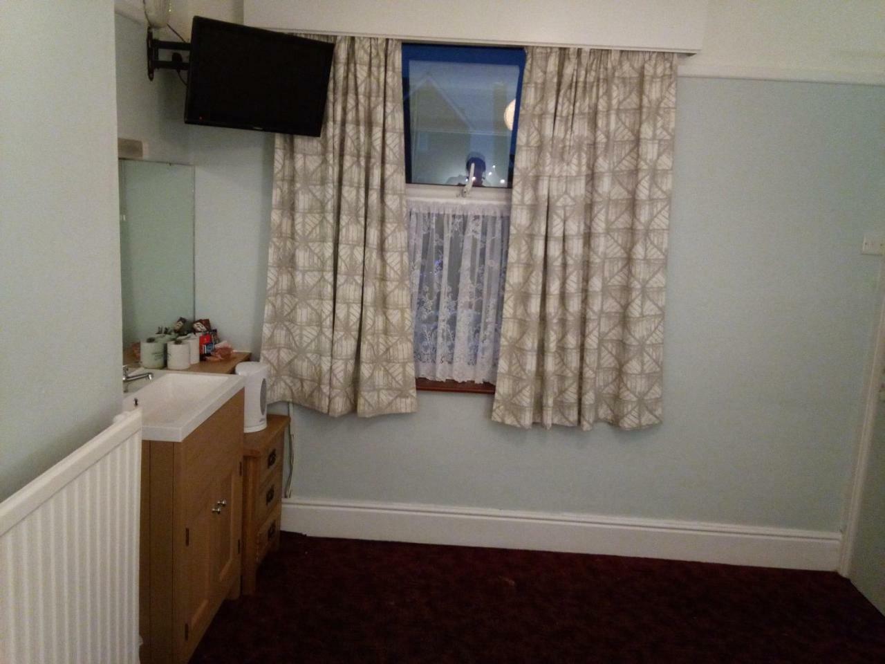 Meadows Way Guest House Uttoxeter Extérieur photo